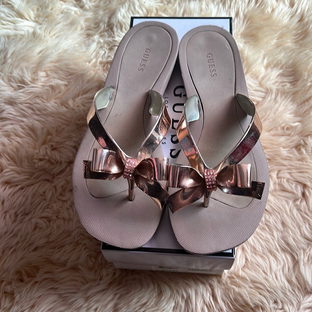 Guess tutu flip flop rose gold